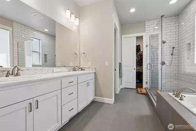 2017 NW 40th Avenue, Camas, WA 98607 - Photo 13