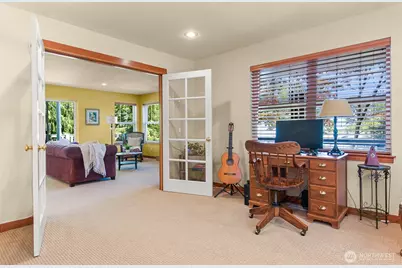 4821 Lookout Avenue, Bellingham, WA 98229 - Photo 11