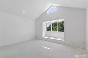 11870 SE 5th St, Bellevue, WA 98005 - Photo 15