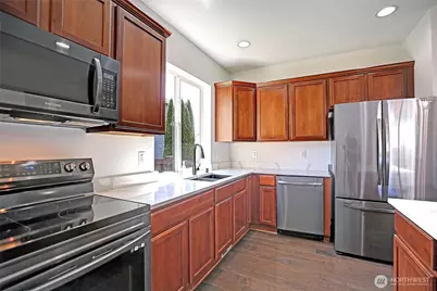 6915 282nd Place NW, Stanwood, WA 98292 - Photo 9