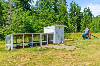 41018 80th Avenue E, Eatonville, WA 98328 - Photo 31
