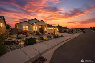 472 Sunny Brooke Ln, Chelan, WA 98816 - Photo 1