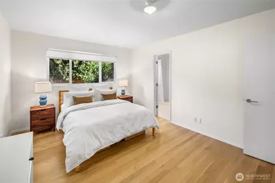 18751 60th Avenue NE, Kenmore, WA 98028 - Photo 17