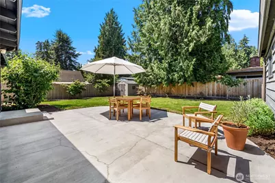18751 60th Avenue NE, Kenmore, WA 98028 - Photo 9