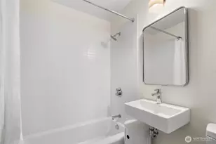 18751 60th Ave NE, Kenmore, WA 98028 - Photo 23