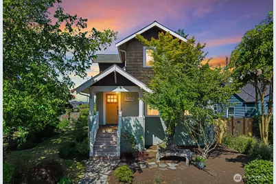 9501 Dayton Avenue N, Seattle, WA 98103 - Photo 1