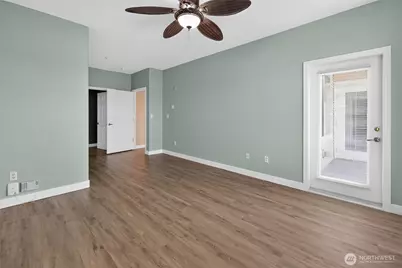 14915 38th Drive SE #II3034, Bothell, WA 98012 - Photo 11