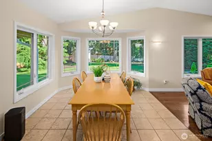 16537 SE 45th Pl, Bellevue, WA 98006 - Photo 17