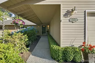 16537 SE 45th Pl, Bellevue, WA 98006 - Photo 5