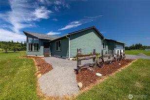 125 Apple Tree Ln, Onalaska, WA 98570 - Photo 3