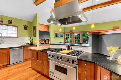 4229 46th Avenue S, Seattle, WA 98118 - Photo 13