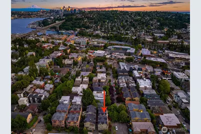 3670 Dayton Avenue N #B, Seattle, WA 98103 - Photo 35