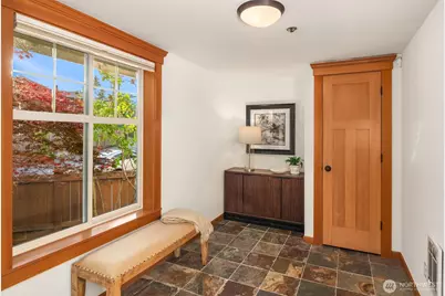 3670 Dayton Avenue N #B, Seattle, WA 98103 - Photo 7