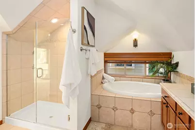 3670 Dayton Avenue N #B, Seattle, WA 98103 - Photo 25