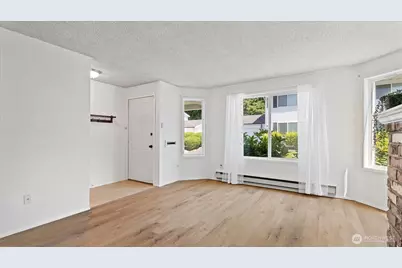 4518 SW 320th Street #A, Federal Way, WA 98023 - Photo 3