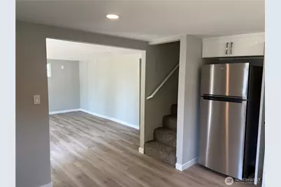 1040 W Shady Lane #WA, Oak Harbor, WA 98277 - Photo 5