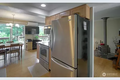 4703 Fairview Road SW #6, Olympia, WA 98512 - Photo 3