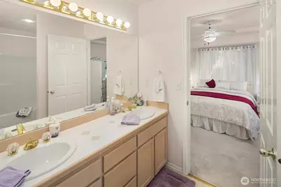 8221 W 53rd Avenue W #55F, Mukilteo, WA 98275 - Photo 25