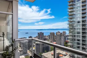 588 Bell St, Seattle, WA 98121 - Photo 17