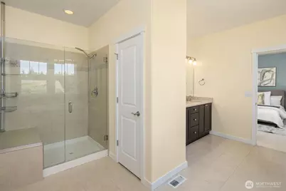9121 Jacobia Avenue SE, Snoqualmie, WA 98065 - Photo 19