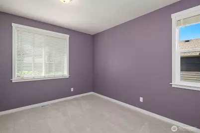 9121 Jacobia Avenue SE, Snoqualmie, WA 98065 - Photo 23
