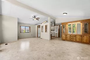 9035 Pepperidge Ln SE, Yelm, WA 98597 - Photo 11