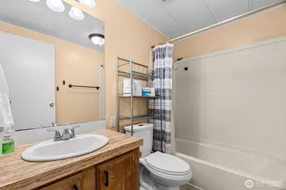 9035 Pepperidge Lane SE, Yelm, WA 98597 - Photo 19