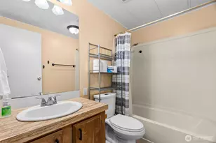 9035 Pepperidge Ln SE, Yelm, WA 98597 - Photo 19