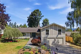 15522 SE 44th Pl, Bellevue, WA 98006 - Photo 1