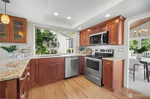 15522 SE 44th Pl, Bellevue, WA 98006 - Photo 17