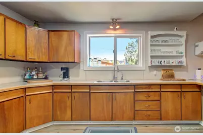1503 First Street W, South Bend, WA 98586 - Photo 7