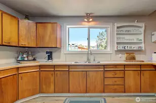 1503 First Street W, South Bend, WA 98586 - Photo 7