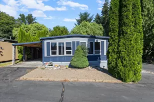 855 Hazel Dell Rd, Castle Rock, WA 98611 - Photo 1