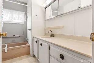 15324 50th Street E, Sumner, WA 98390 - Photo 11