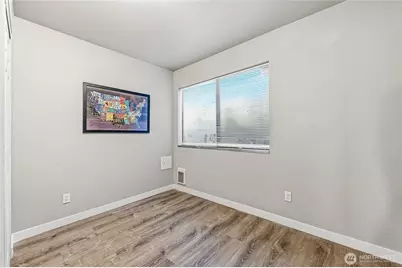 12543 NE 23rd Place #D1, Bellevue, WA 98005 - Photo 23