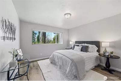 12543 NE 23rd Place #D1, Bellevue, WA 98005 - Photo 15