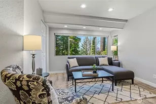 12543 NE 23rd Pl, Bellevue, WA 98005 - Photo 9