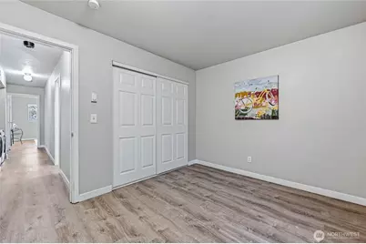 12543 NE 23rd Place #D1, Bellevue, WA 98005 - Photo 19