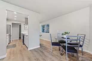 12543 NE 23rd Pl, Bellevue, WA 98005 - Photo 11