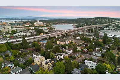 4218 Latona Avenue NE #2, Seattle, WA 98105 - Photo 35