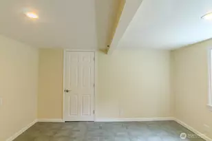 9017 5th Ave NE, Seattle, WA 98115 - Photo 21
