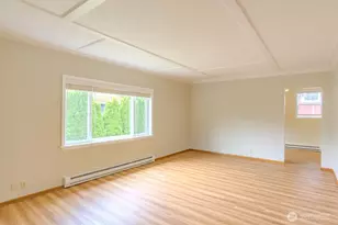 9017 5th Ave NE, Seattle, WA 98115 - Photo 3
