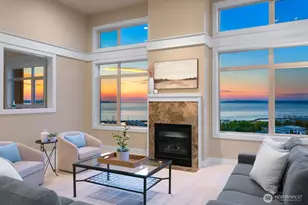 55 Pine St, Edmonds, WA 98020 - Photo 1
