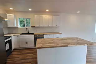 511 E 4th St, Port Angeles, WA 98362 - Photo 17