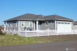 1439 Diamond Head Ave SW, Ocean Shores, WA 98569 - Photo 5