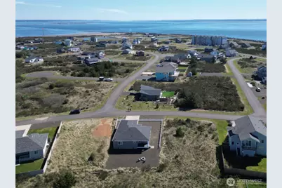 1439 Diamond Head Avenue SW, Ocean Shores, WA 98569 - Photo 35