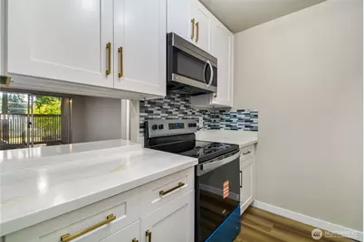 4805 180th Street SW #F102, Lynnwood, WA 98037 - Photo 7
