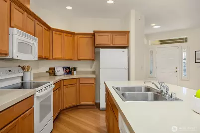 13273 Sun Break Way NE, Redmond, WA 98053 - Photo 11