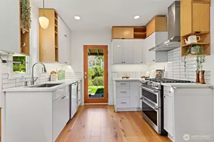 4048 37th Ave S, Seattle, WA 98118 - Photo 11