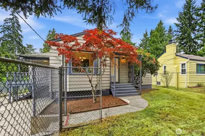 10713 15th Avenue NE, Seattle, WA 98125 - Photo 3